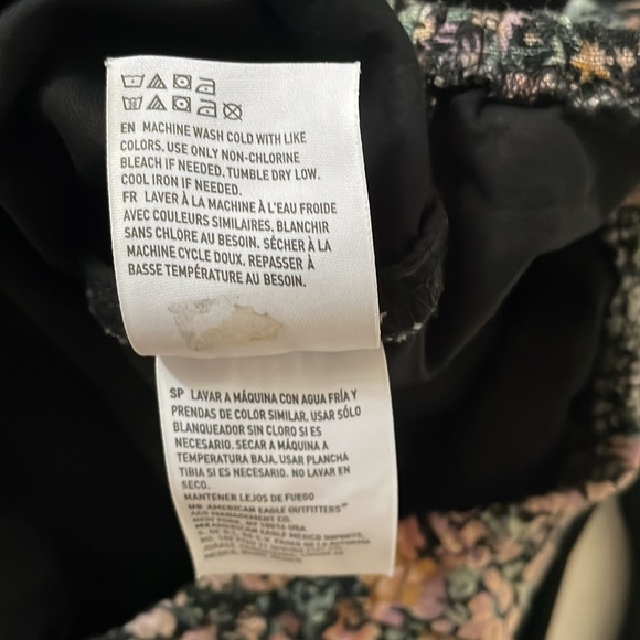 American Eagle Outfitters Womans Half Top Size Large - Picture 6 of 6